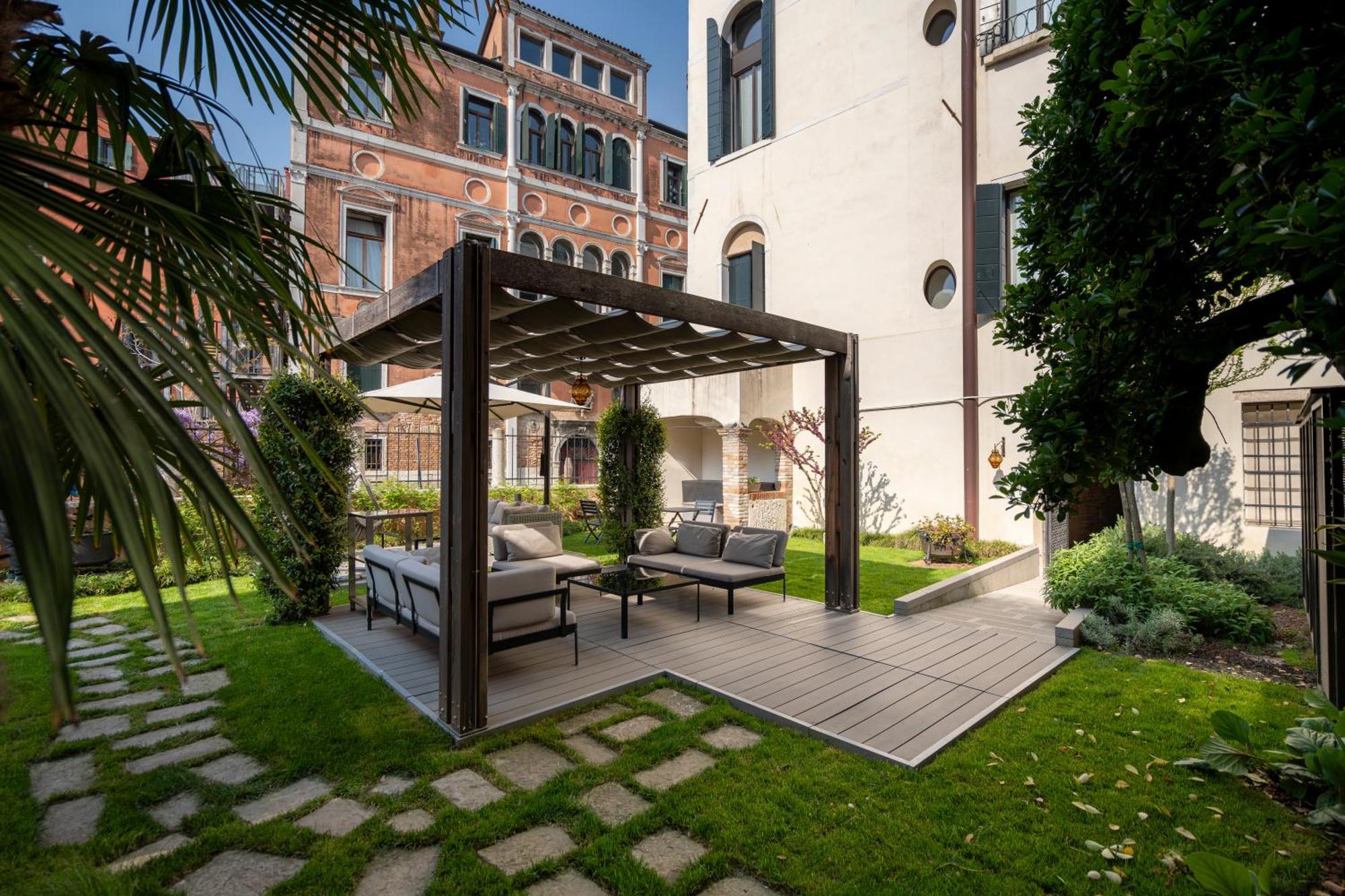Palazzo Morosini Degli Spezieri - Lifestyle Apartments Benátky Exteriér fotografie
