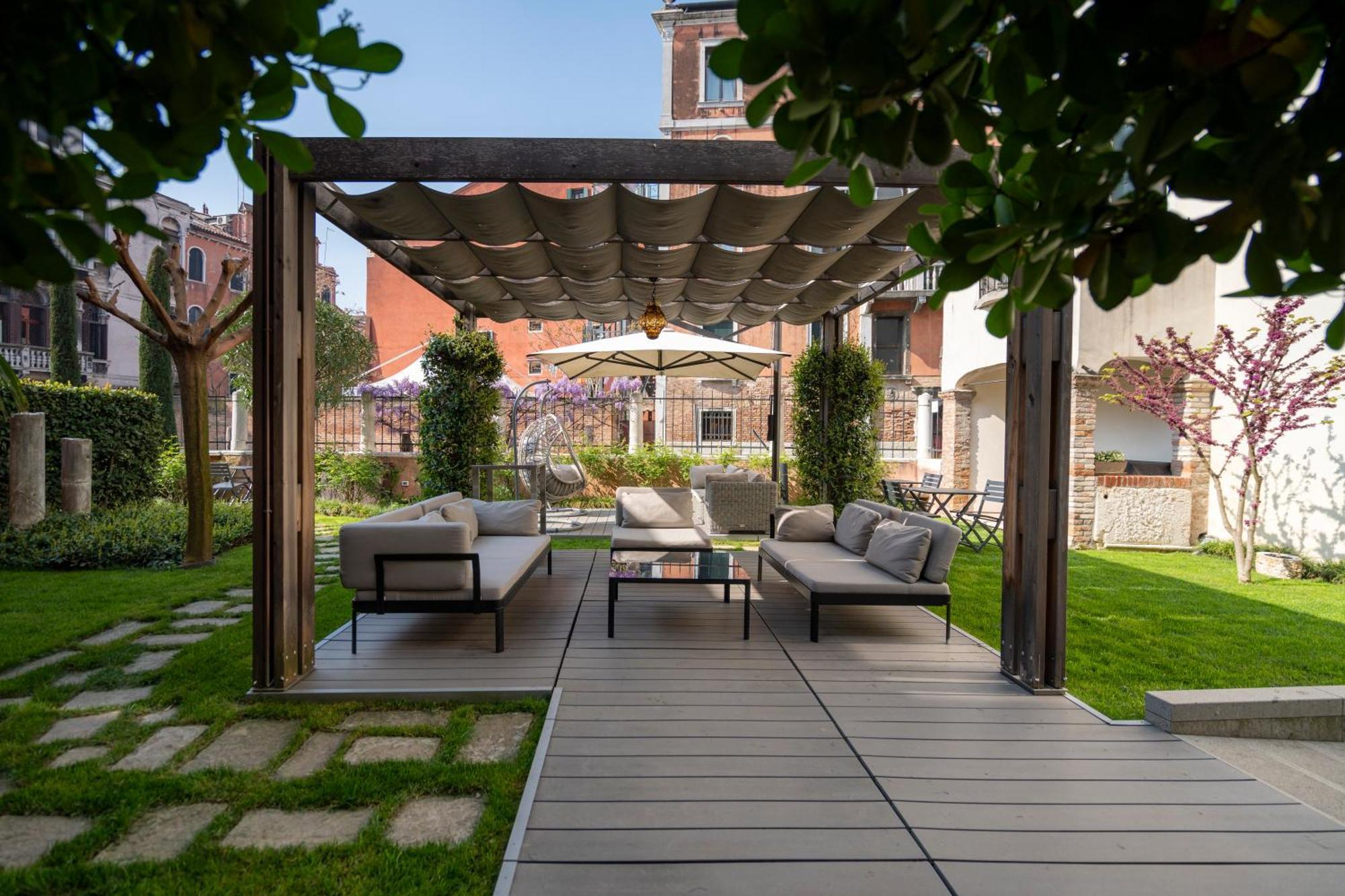 Palazzo Morosini Degli Spezieri - Lifestyle Apartments Benátky Exteriér fotografie